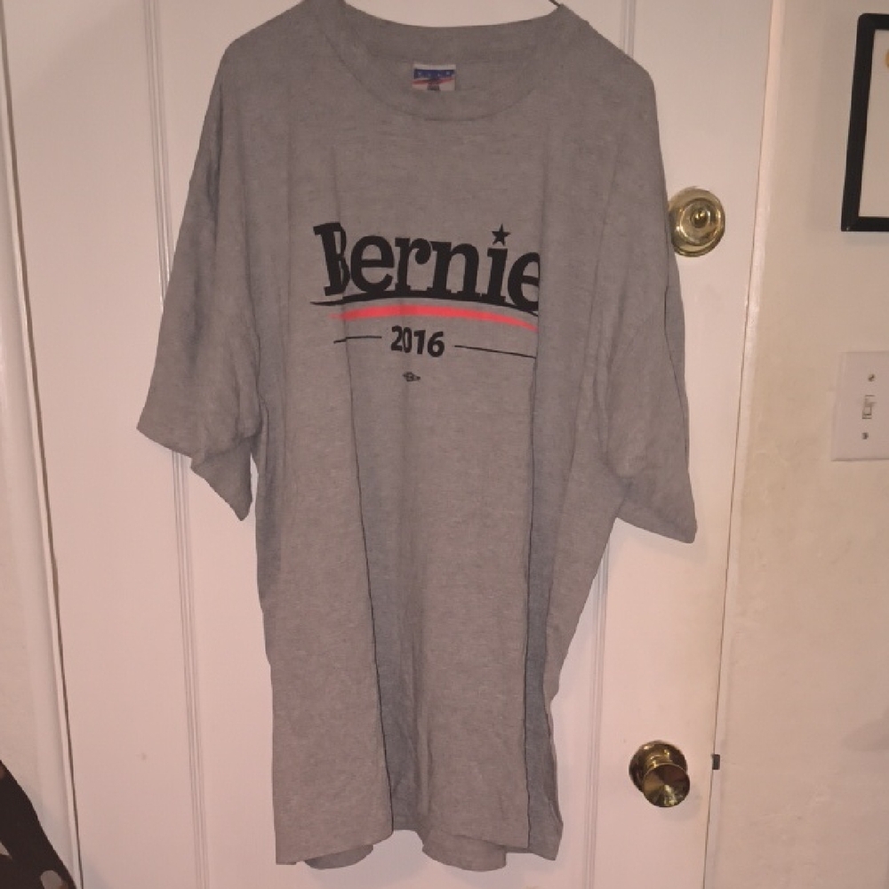 Bernie 2016 Gray Short Sleeve T-Shirt